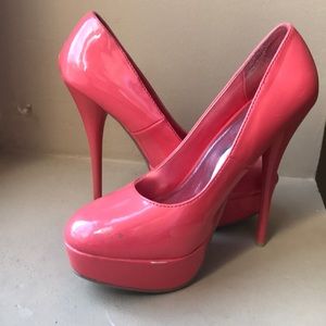 Coral patten leather high heels